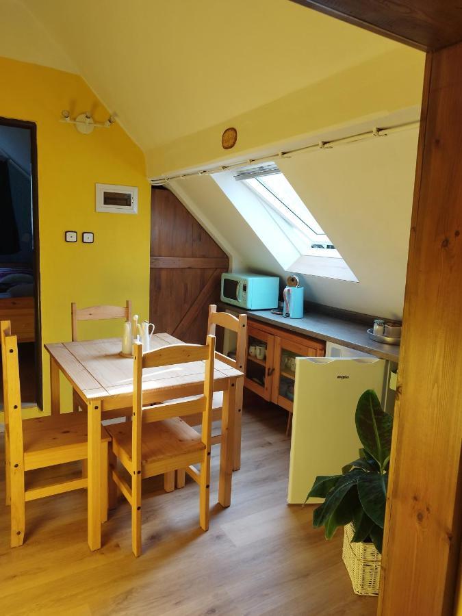 Restaurace A Penzion U Kuliku Raspenava 外观 照片