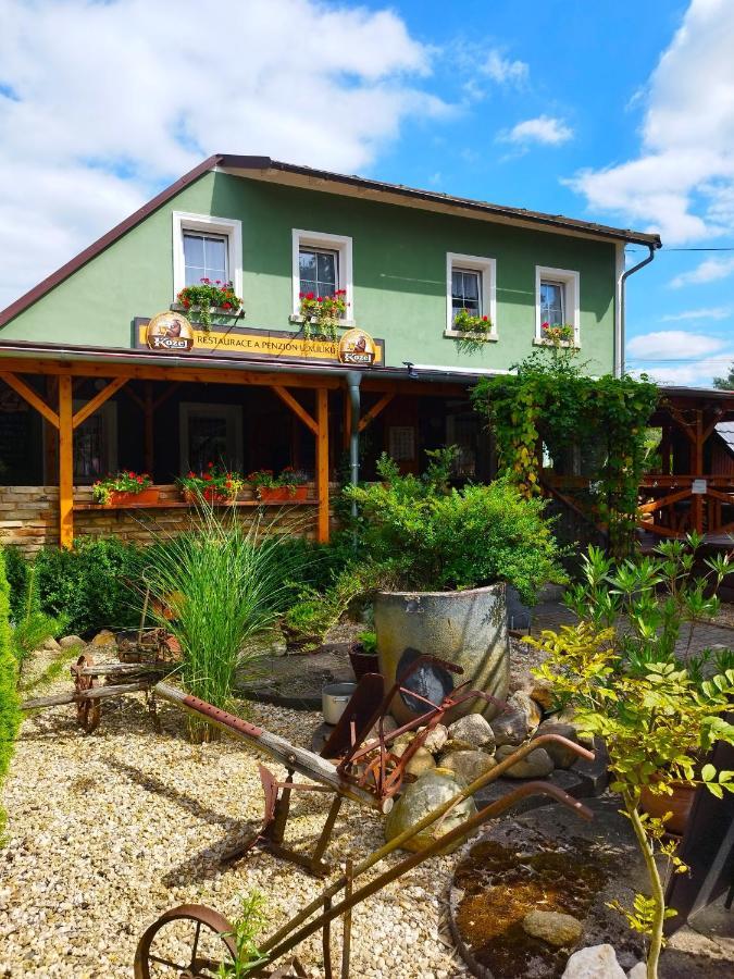 Restaurace A Penzion U Kuliku Raspenava 外观 照片